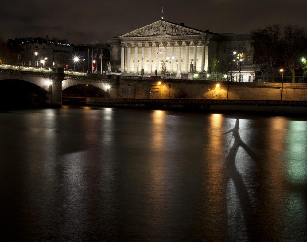 Assemblee Nationale (f25 / 30sec / ISO 160)