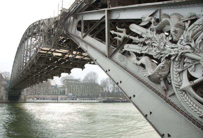 PARIS] oo4.PONT DES ARTS LOVELOCK BRIDGE – Viktoria Jean