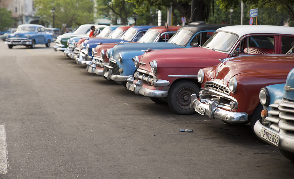 Cars_in_Cuba_Sedgley_1468